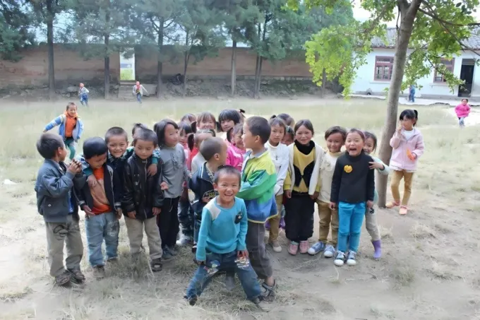 Students at the school HLD supports