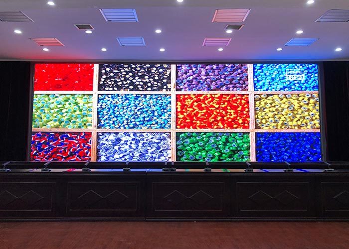 24 m² P1.86 auditorium display