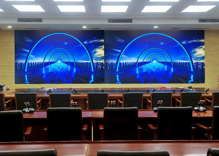 26 m² P0.9 dual conference displays